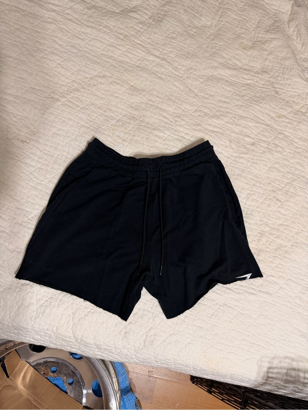 Gymshark Men’s Black Cutoff Sweat Shorts Raw Hem Size Small